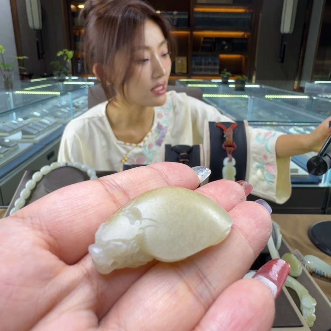未镶嵌和田玉挂件