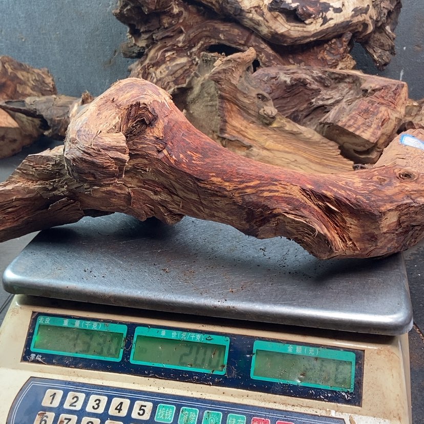 【闪购商品】黄花梨/降香黄檀?**风