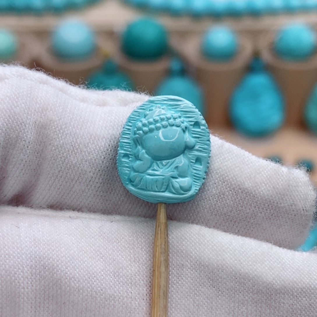 绿松石未镶嵌珠宝奇石