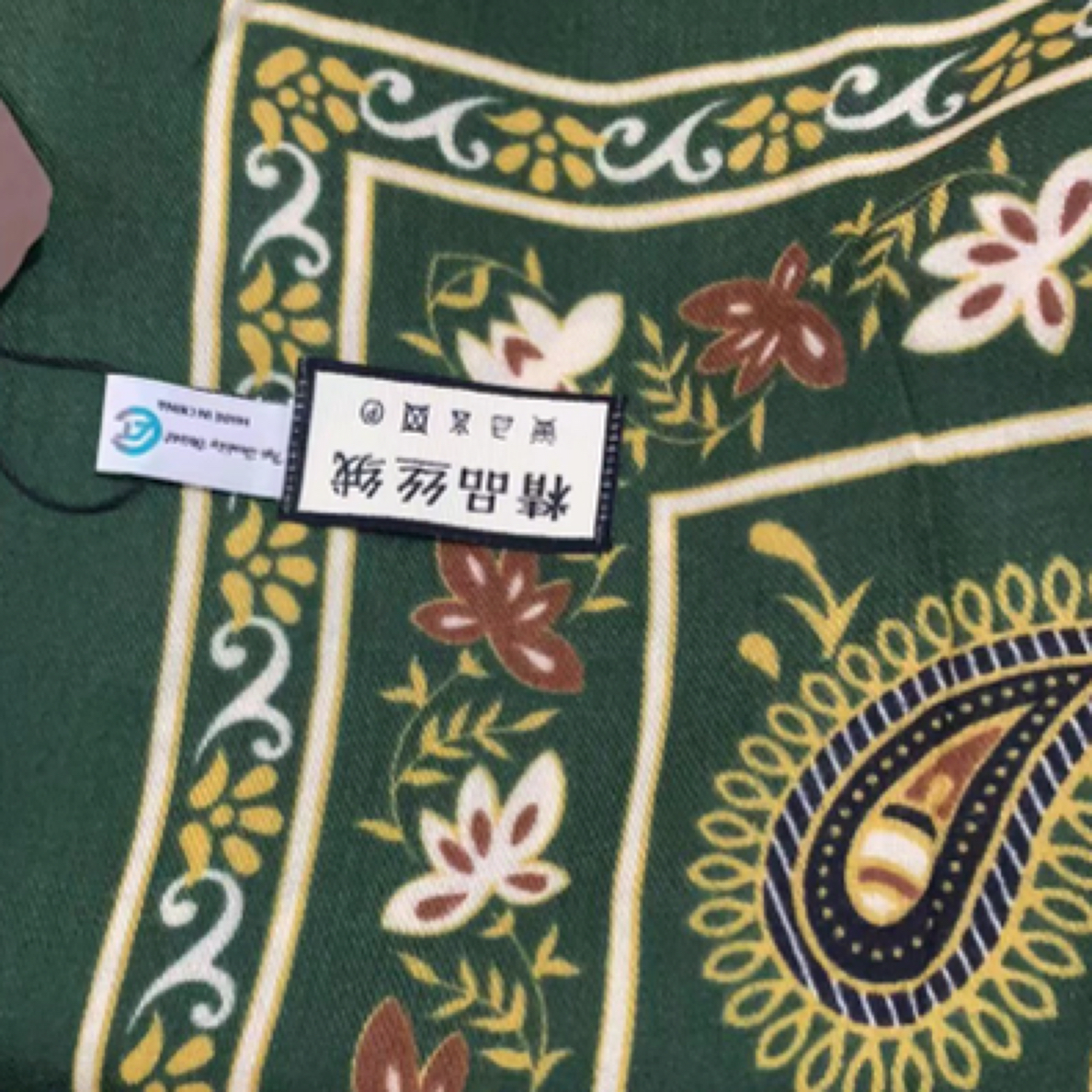 秋冬丝绒大方巾女时尚百搭度假气质披肩棉领巾保暖腰果围巾