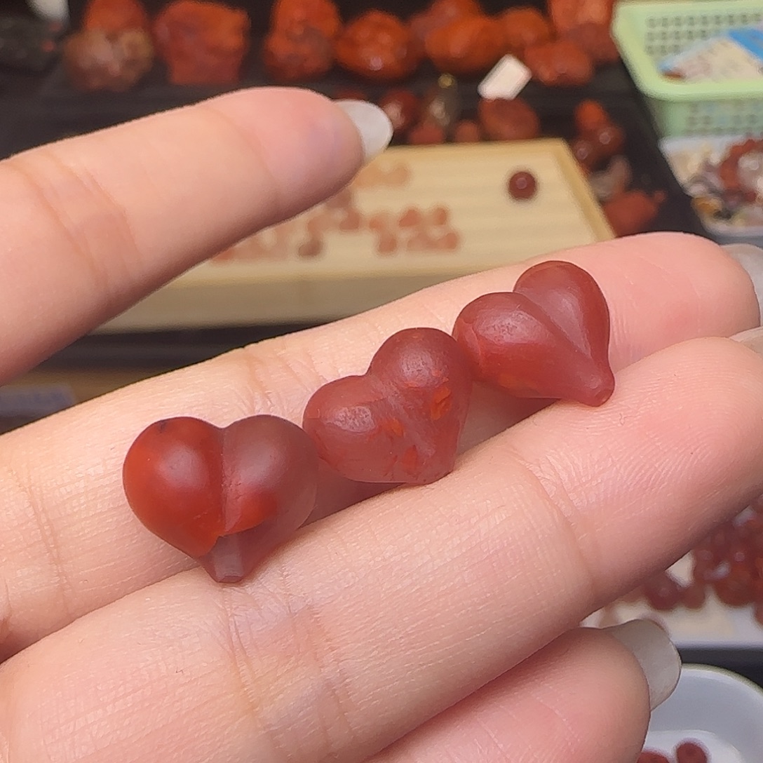 沁***吣吊坠(不含链)未镶嵌南红玛瑙