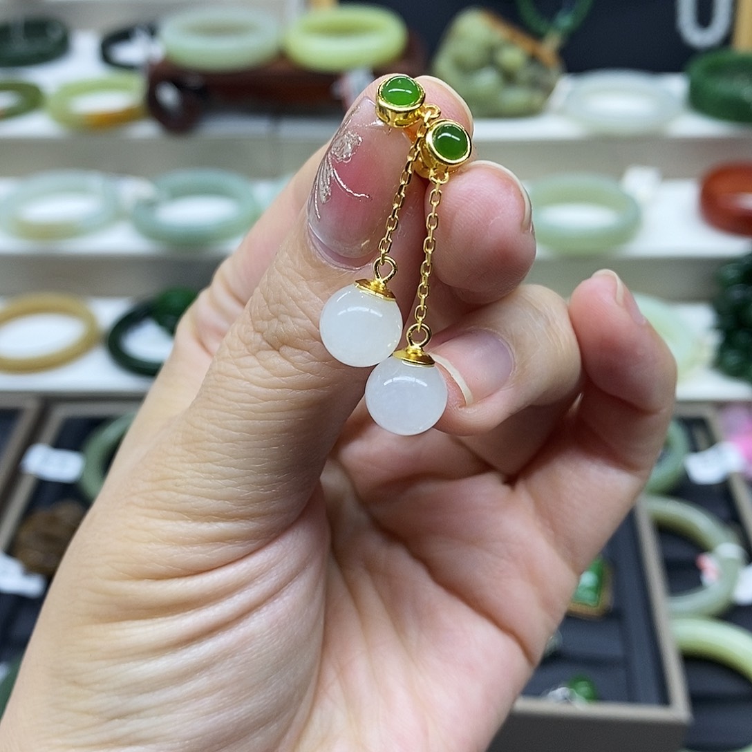 和田玉银S925镶嵌耳饰