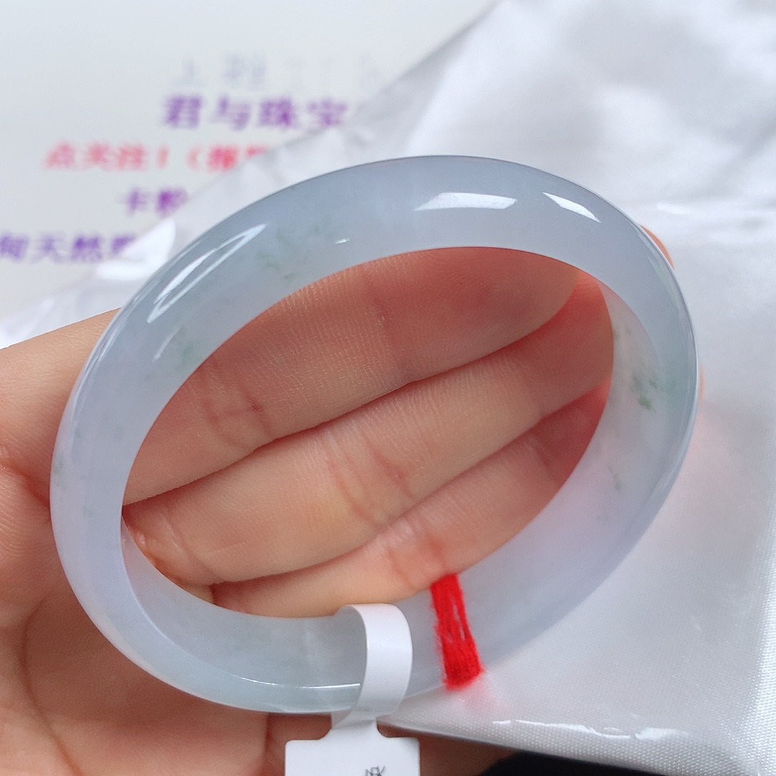 翡翠手镯未镶嵌  贵妃①①②