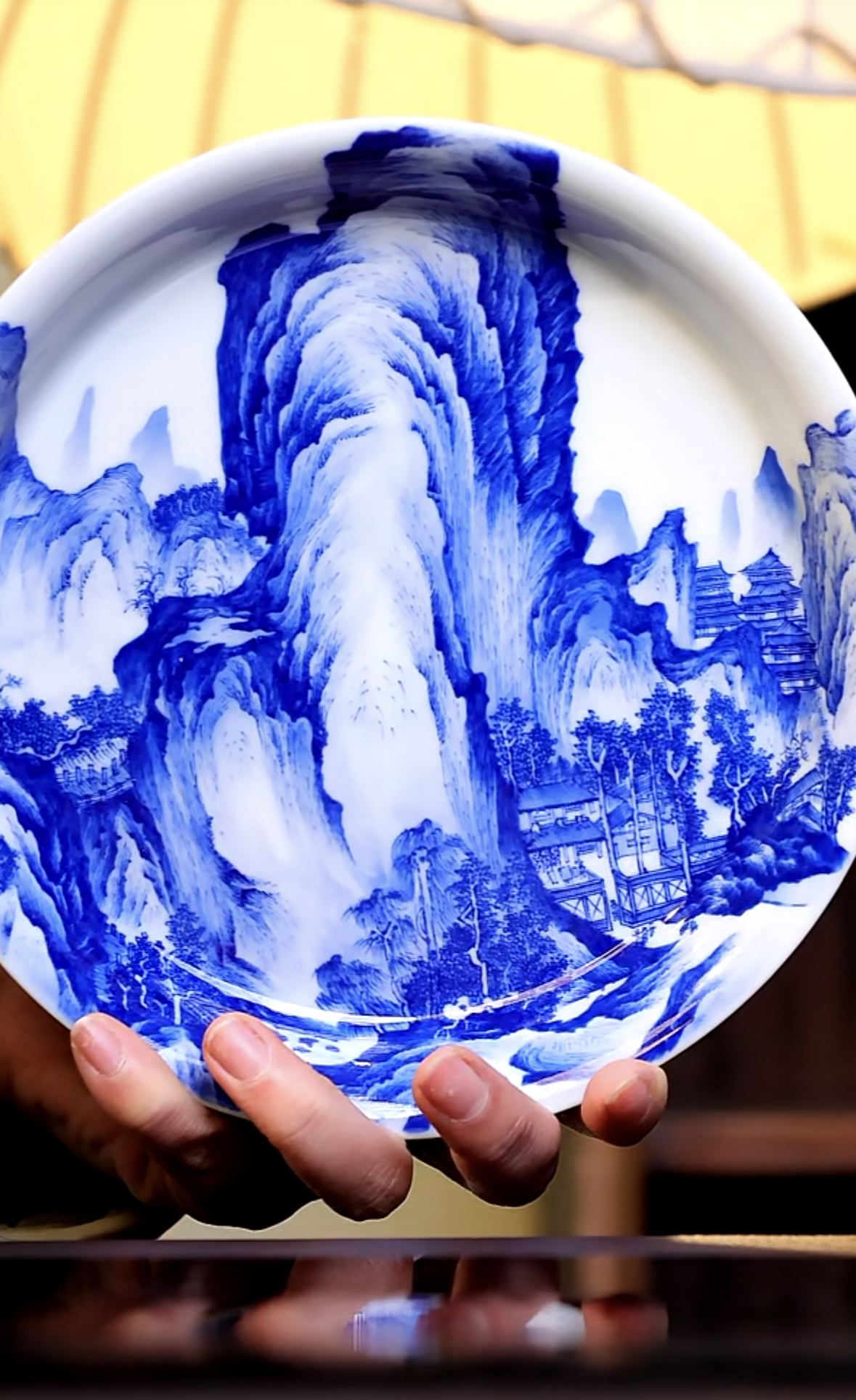 寻山晓隐 江山楼观图壶承