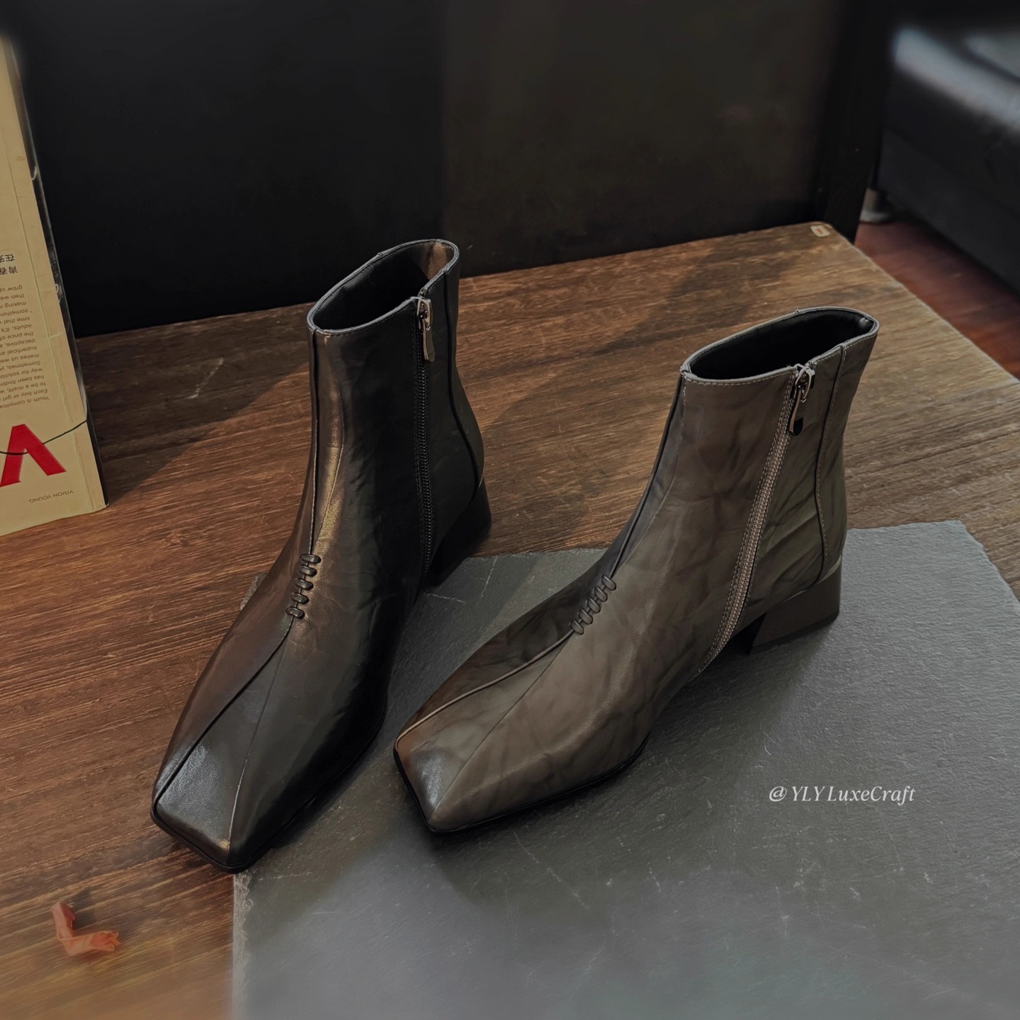 H158-279冬季新款粗跟灰色短靴时尚百搭低跟方头时装靴女大码女鞋