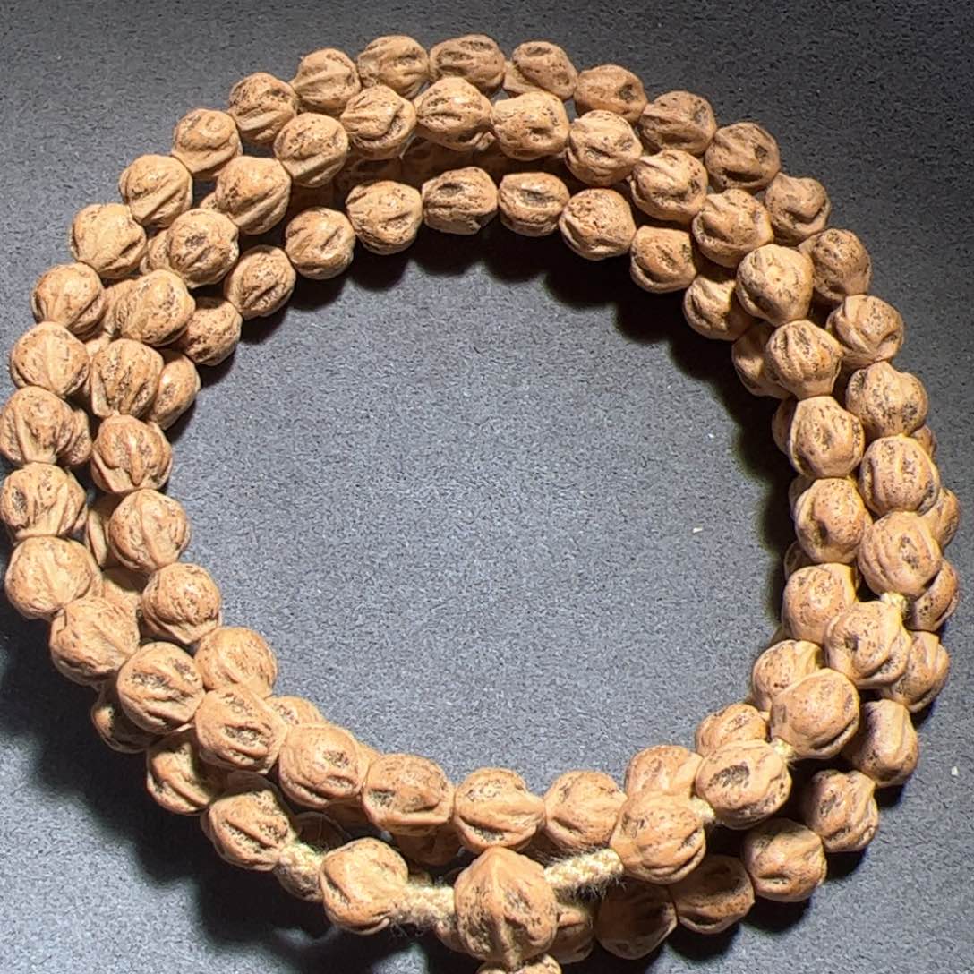 柏香籽/百香籽吊坠壹***陆万鬼