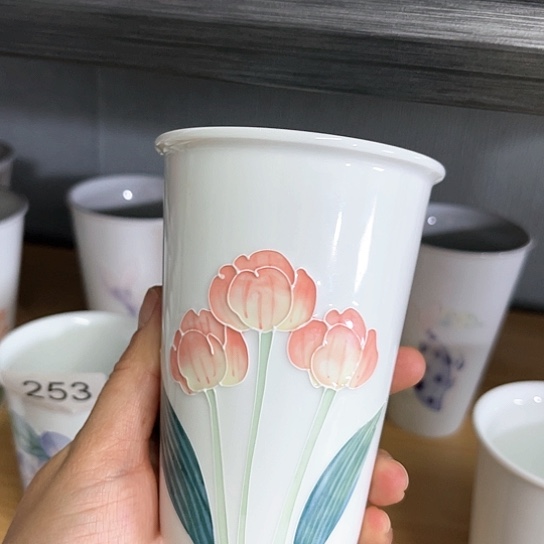 手绘高温釉下彩陶瓷