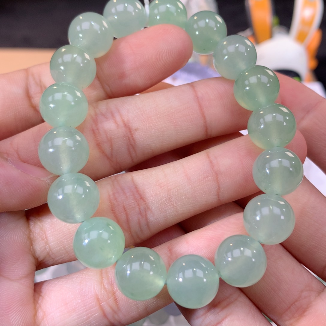 翡翠手链未镶嵌卡12m m