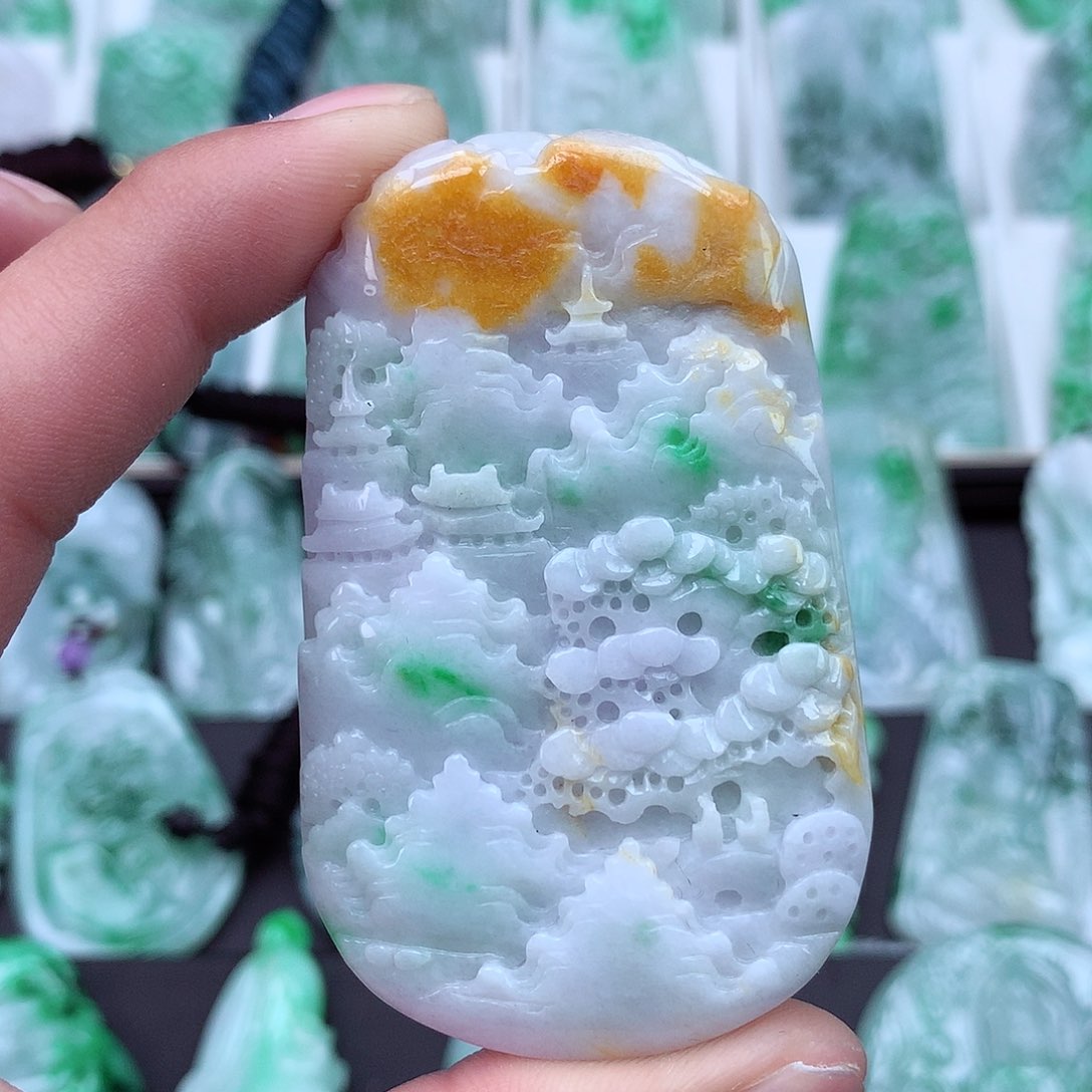 翡翠颈饰未镶嵌翡翠吊坠