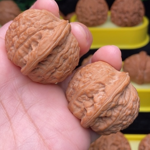 吊坠文玩核桃秉****。乾隆磨38.7全品