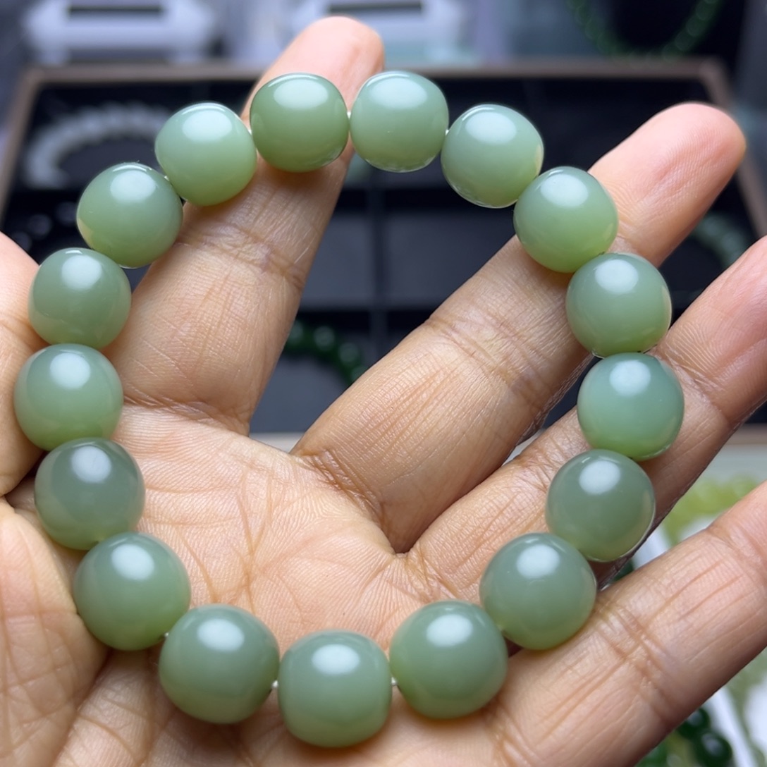 和田玉（碧玉）未镶嵌手串