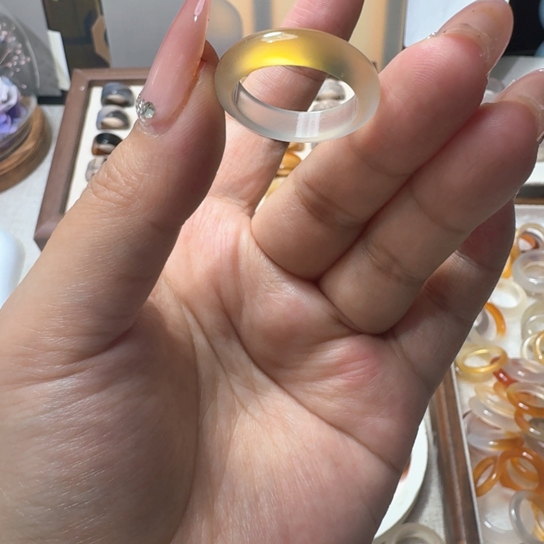 未镶嵌戒指玛瑙/玉髓401港19