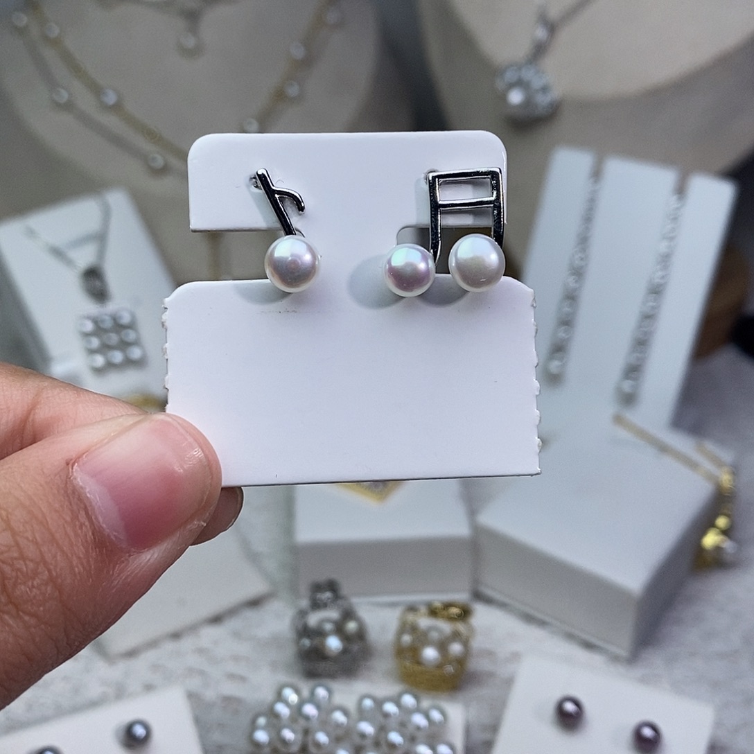 银S925镶嵌淡水珍珠耳饰