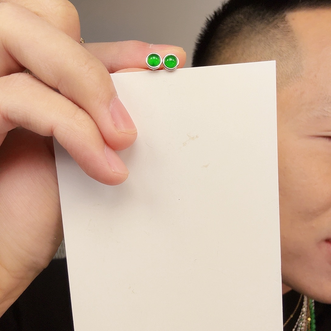 翡翠银S925镶嵌颈饰一对