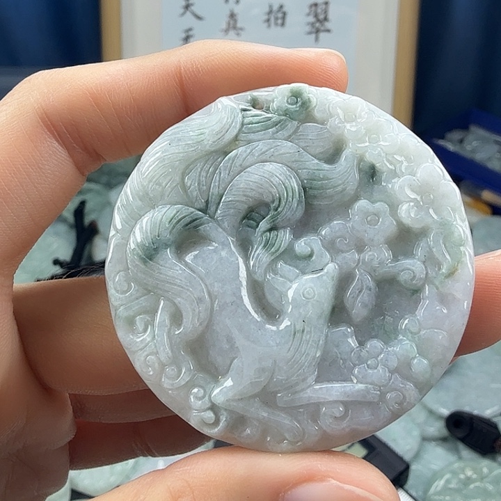 翡翠未镶嵌颈饰翡翠