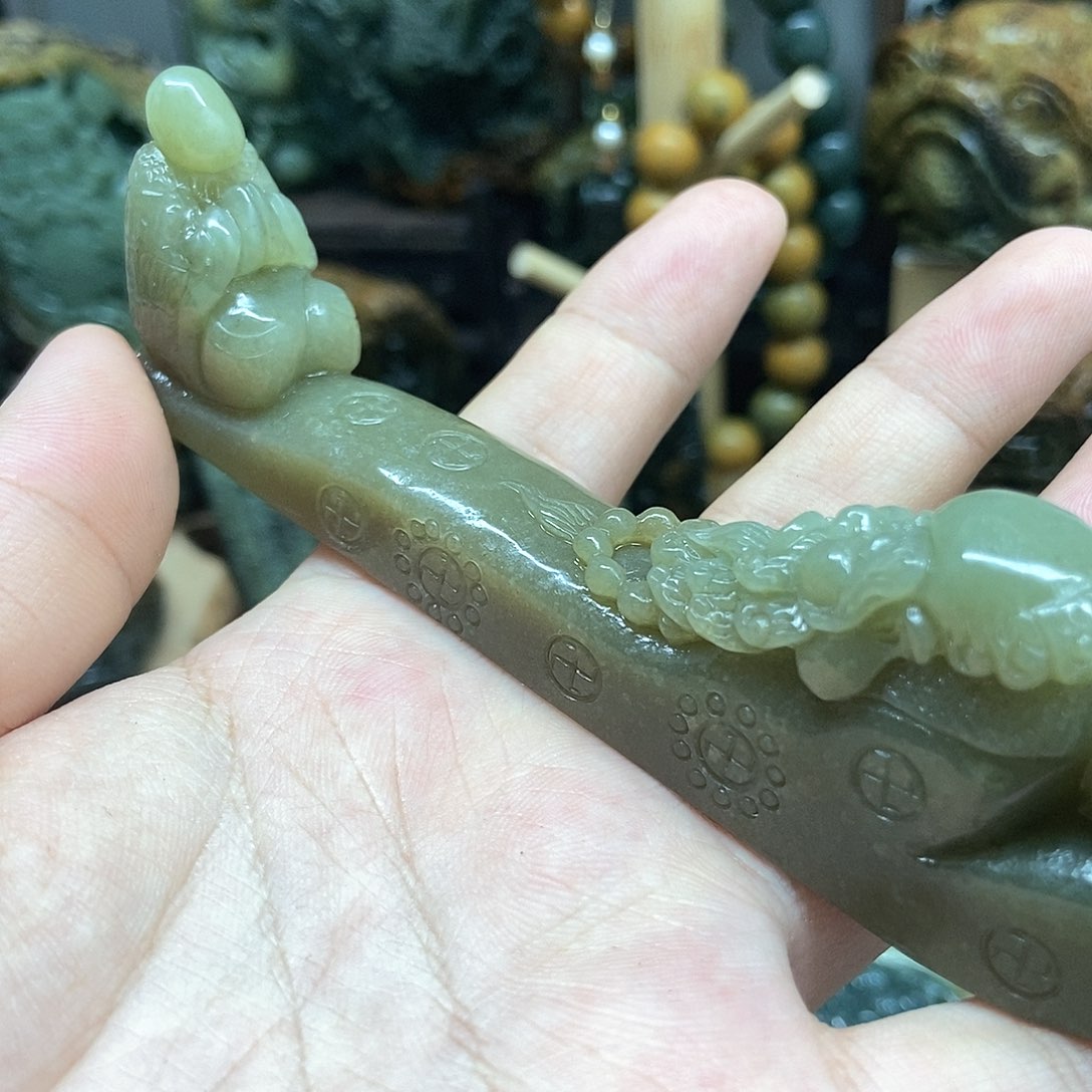 和田玉把件未镶嵌人**过