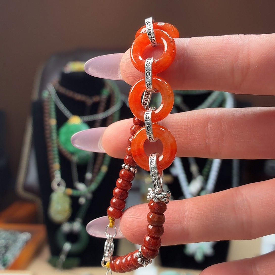 翡翠未镶嵌耳饰手串