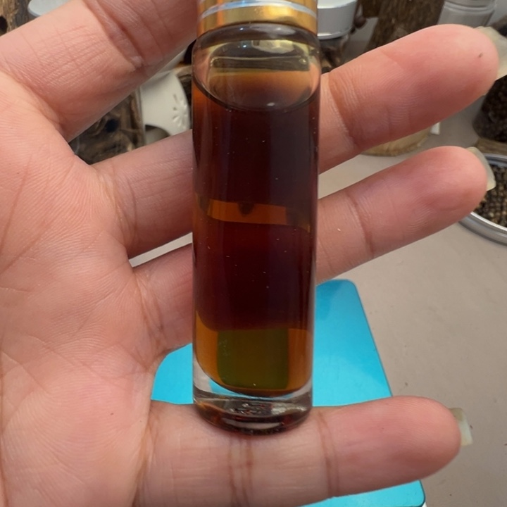 棋楠沉香千里香精油1克