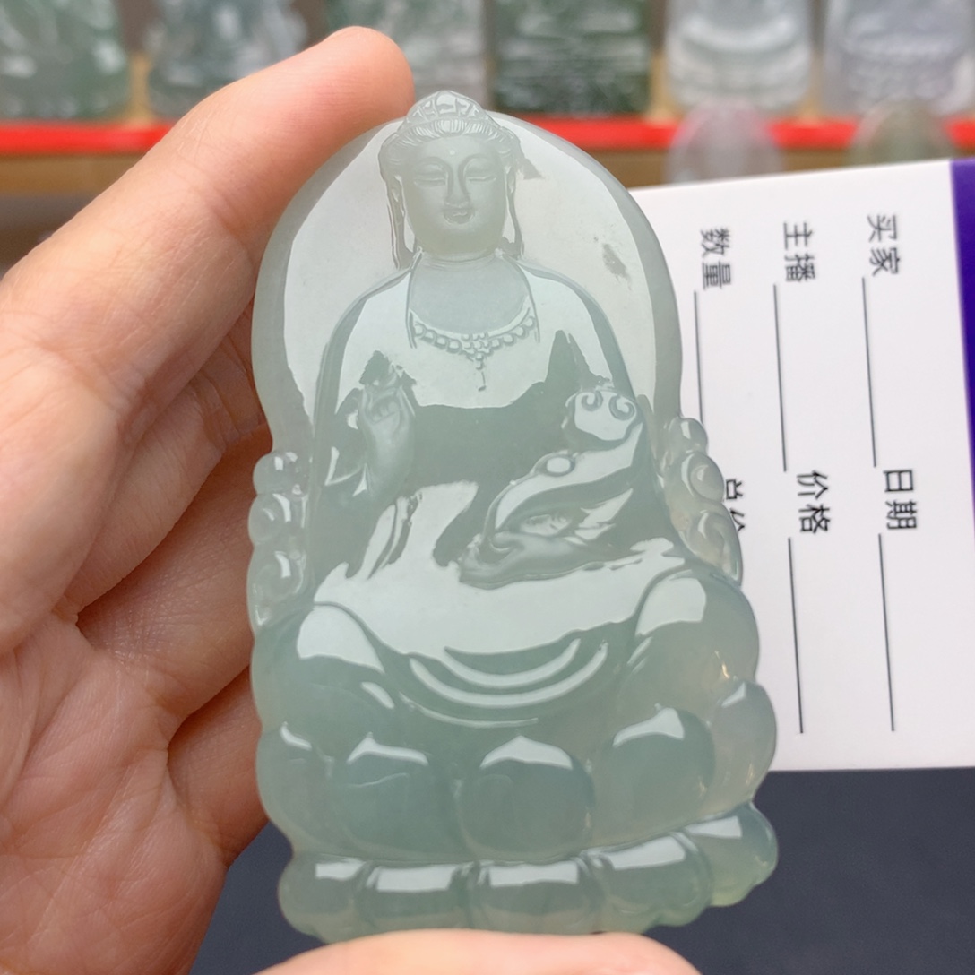 翡翠未镶嵌颈饰素衣