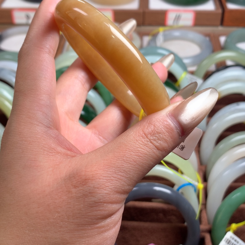 【闪购商品】和田玉手镯未镶嵌