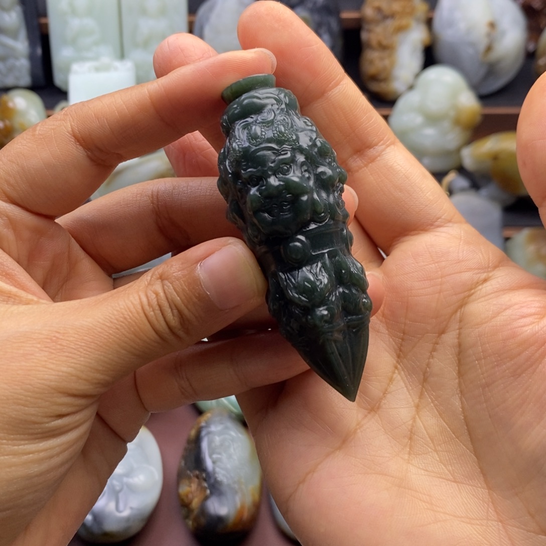 和田玉未镶嵌挂件