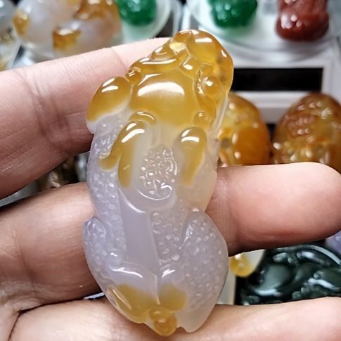 玛瑙/玉髓吊坠未镶嵌