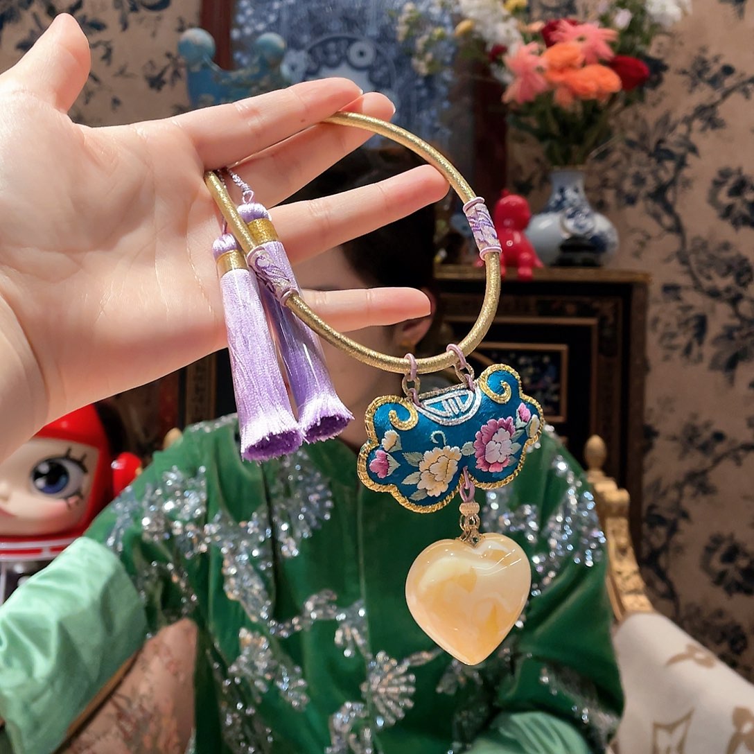 蜜蜡颈饰未镶嵌颈饰