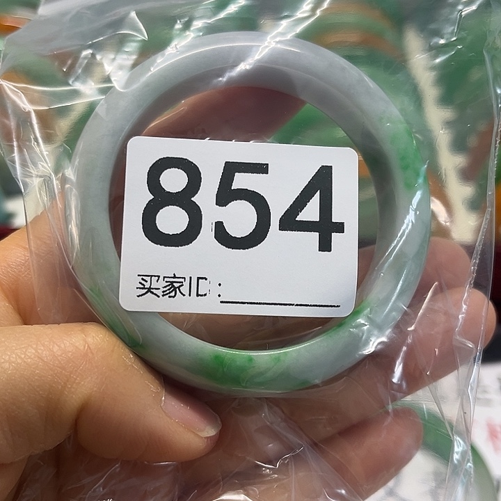 未镶嵌手镯翡翠好