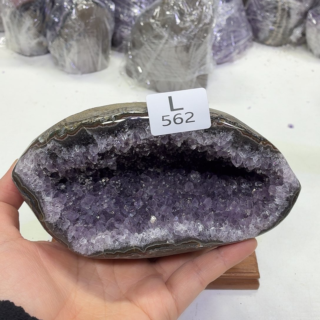 未镶嵌摆件水晶天然紫水晶