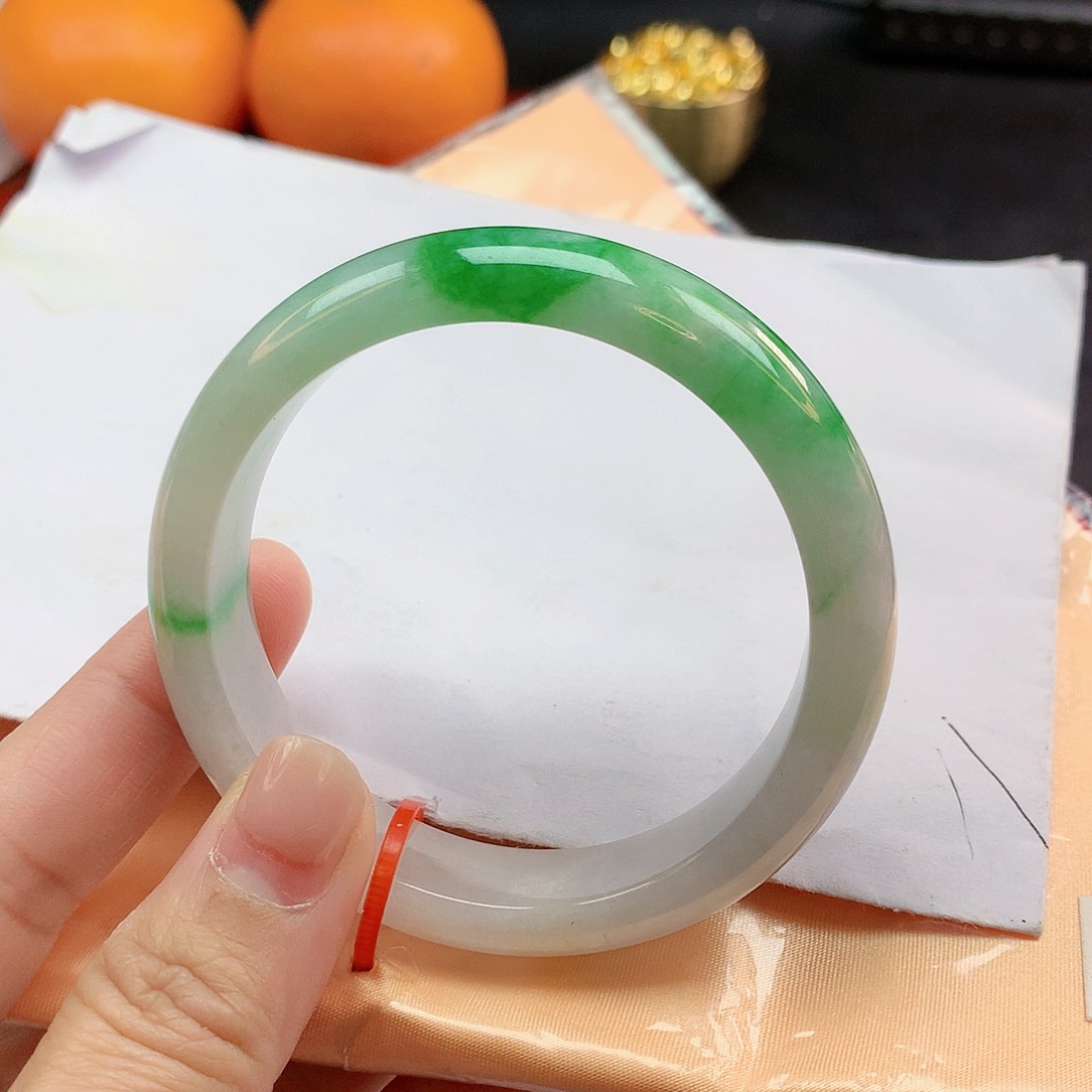 翡翠手镯未镶嵌56圈0534