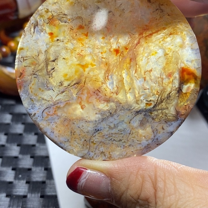 玛瑙/玉髓颈饰未镶嵌莫*比