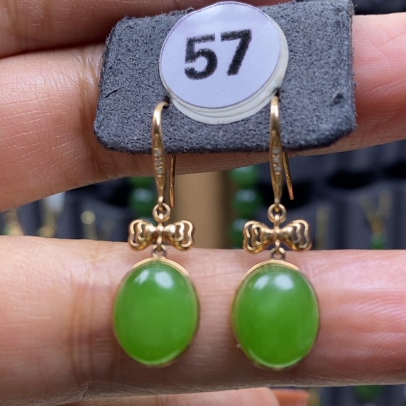 【闪购商品】和田玉耳饰18K金镶嵌10x8x5.4mm萍果绿蛋面耳饰