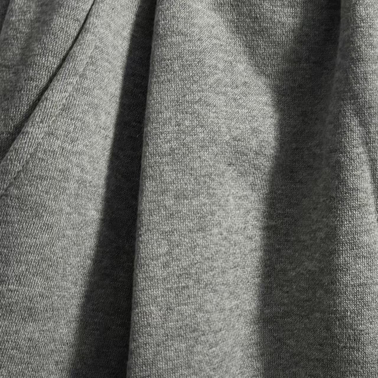 ｛귤 언니｝ha轮廓造型灰色加绒卫裤