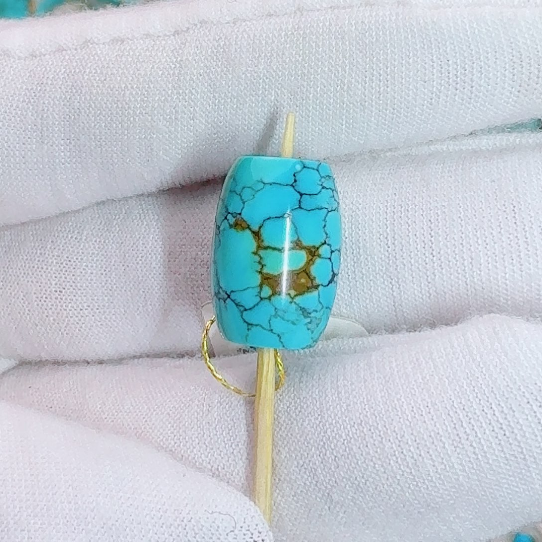 绿松石未镶嵌珠宝奇石高瓷蓝桶珠