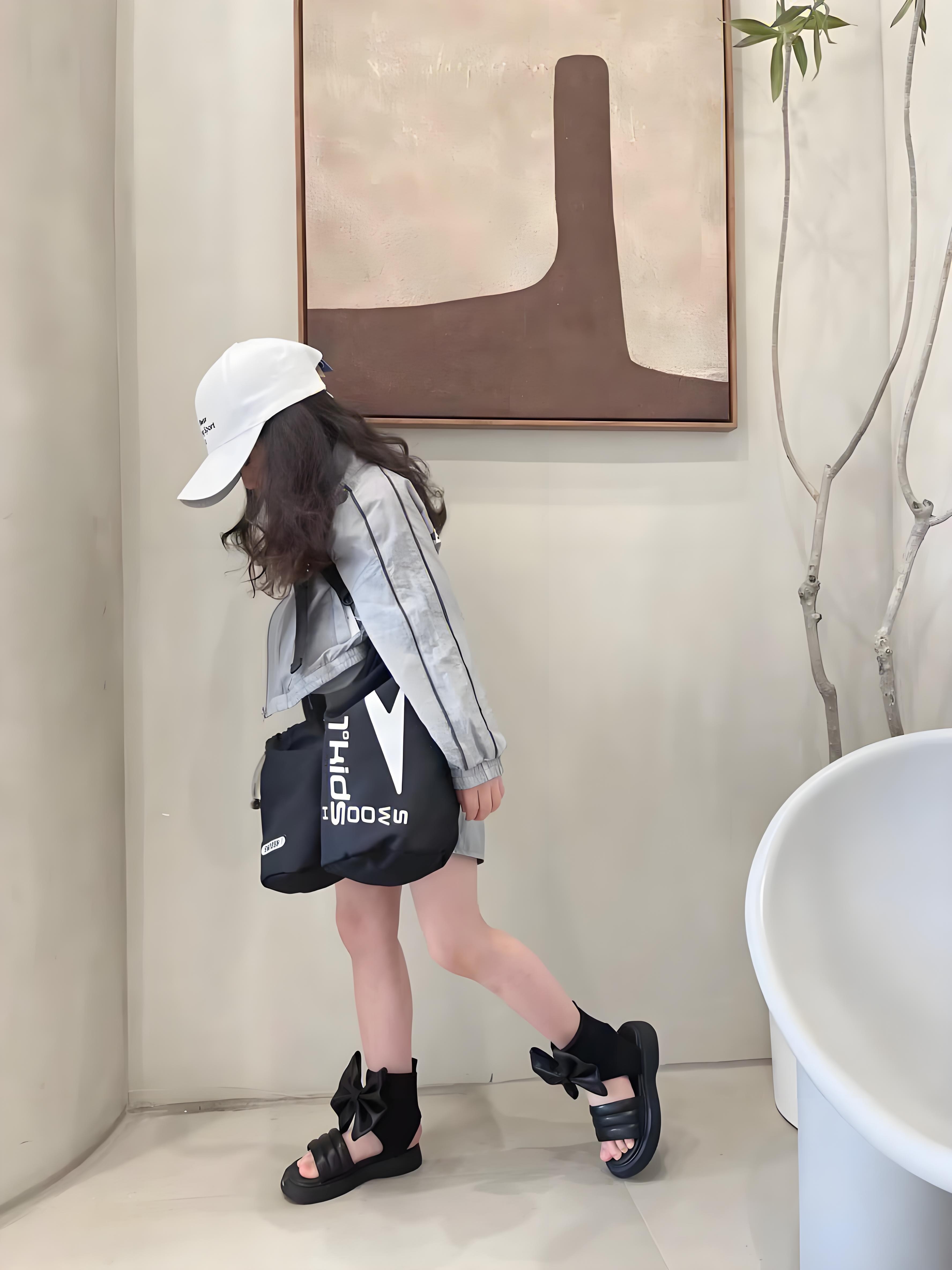 春秋韩版B类长短袖男女百搭女孩时尚日系港风可爱超萌儿童衣服