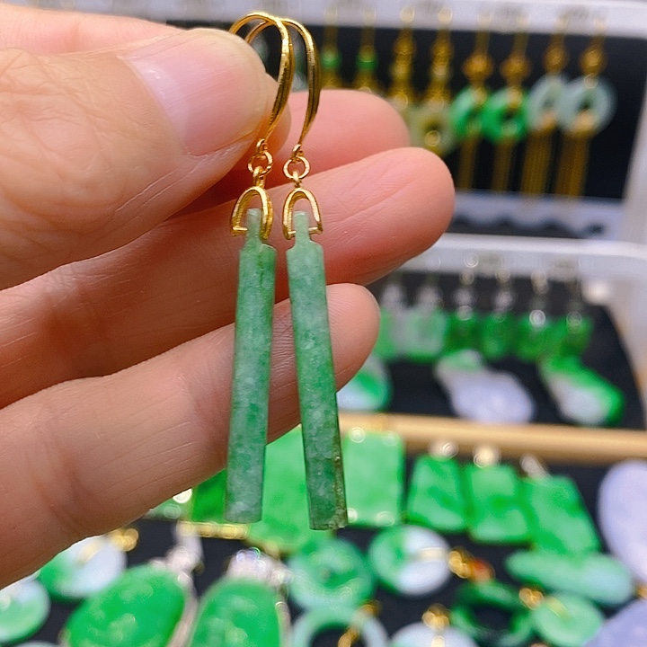 翡翠吊坠(赠链)银S925镶嵌耳坠