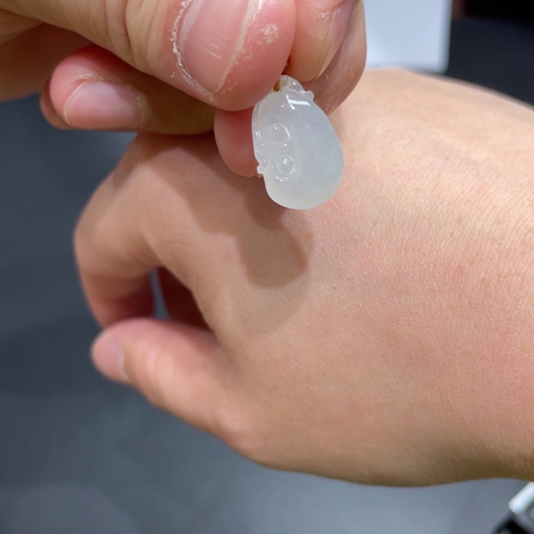 翡翠颈饰银S925镶嵌多样性