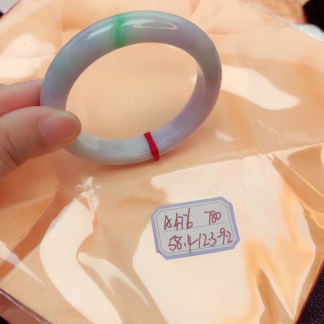 翡翠手镯未镶嵌天然缅甸翡翠A货