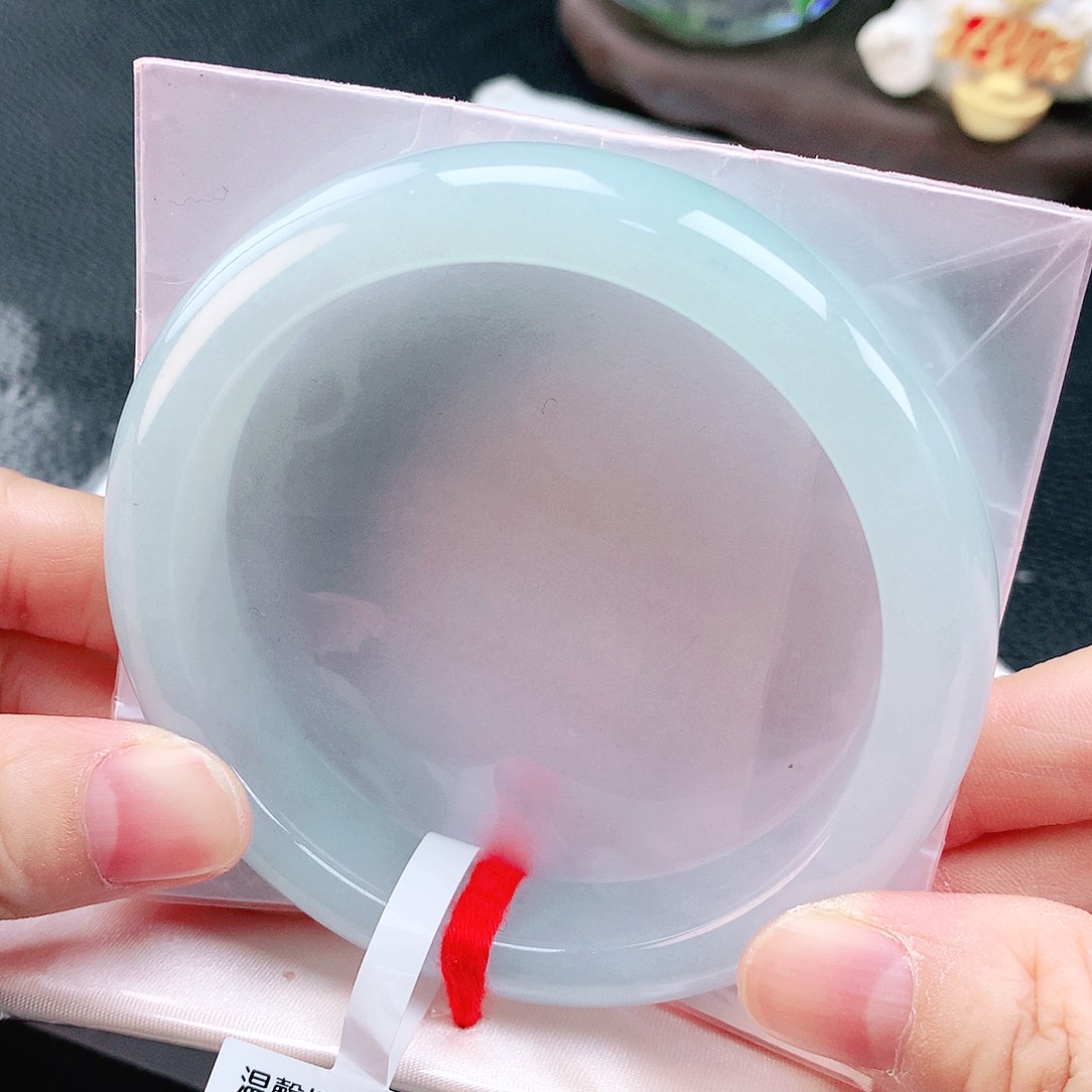 未镶嵌手镯翡翠61+冰绿