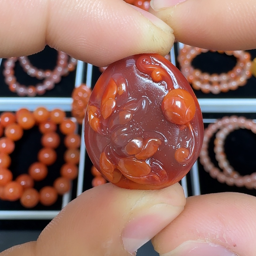 南红玛瑙未镶嵌瓦西玫红花开富贵吊坠11.5g