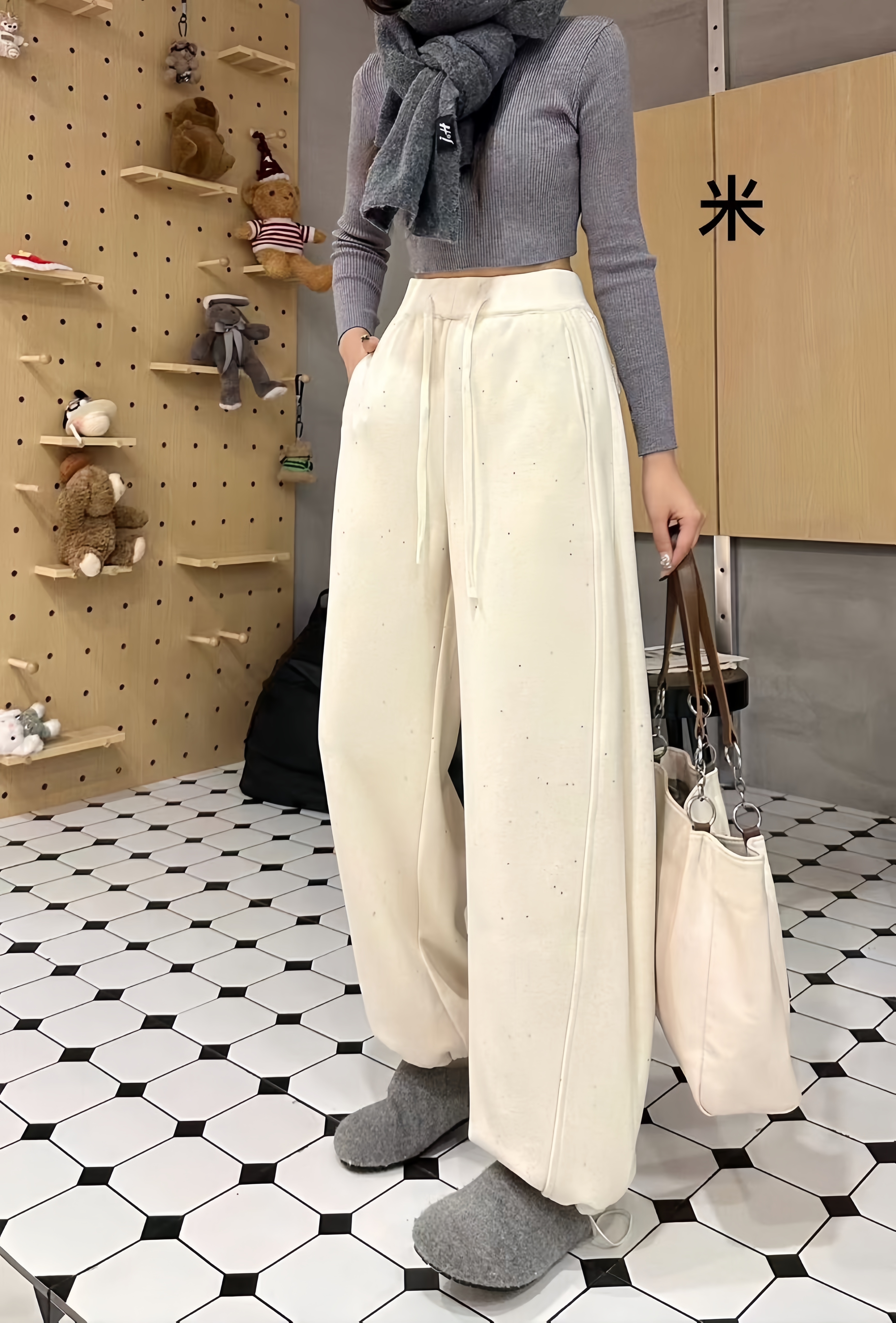 2025秋冬新款时尚百搭加绒双边松紧腰女士星空弯刀裤99839