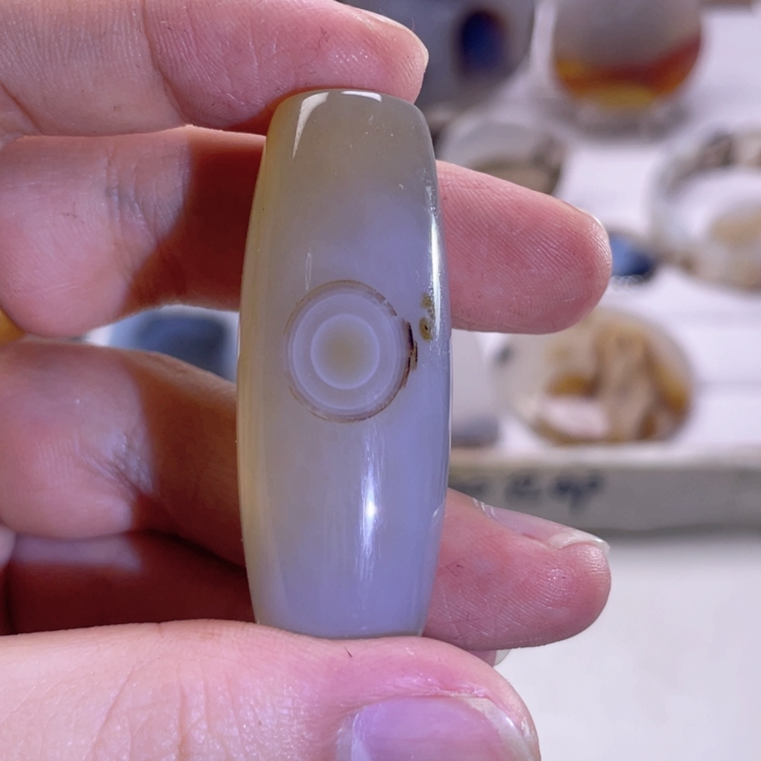 玛瑙/玉髓未镶嵌珠宝奇石