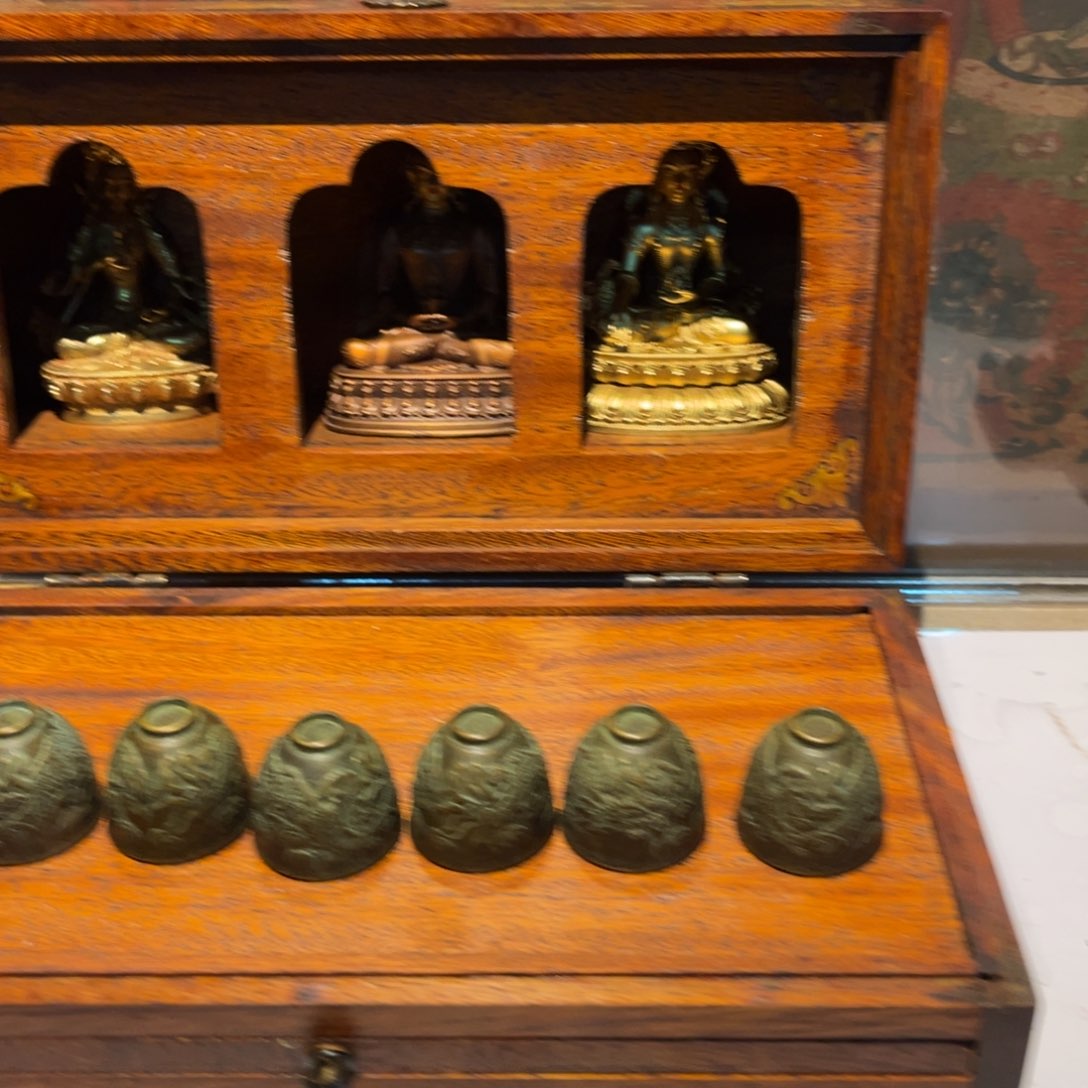 今天也有在想这个小号