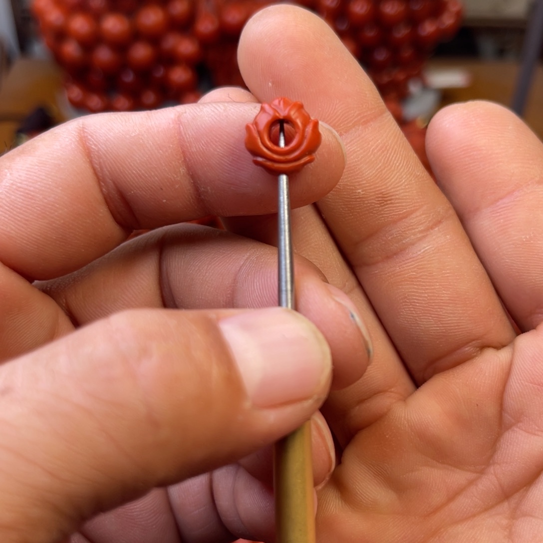 南红玛瑙未镶嵌川料精工背云