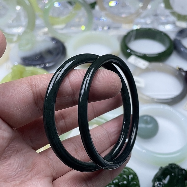 和田玉手镯未镶嵌55