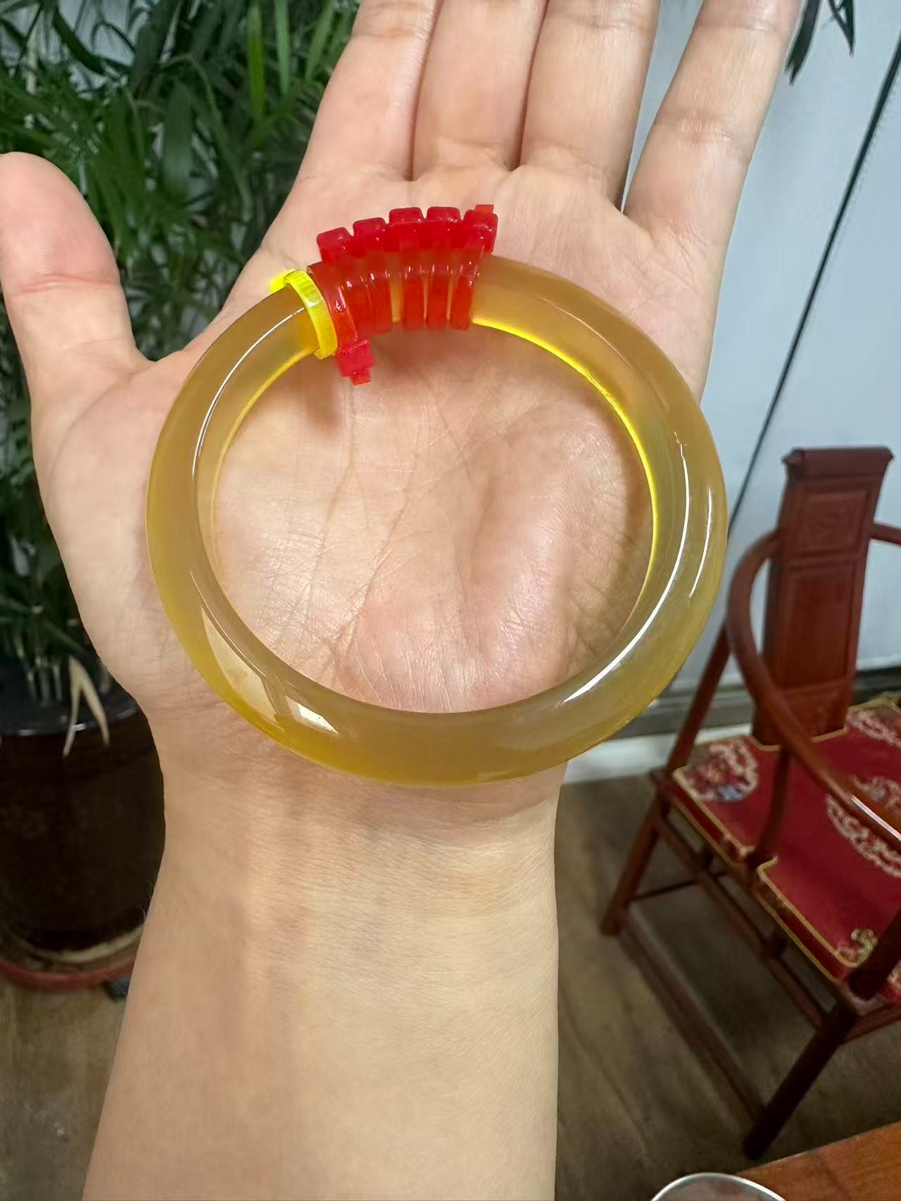 香槟金玛瑙手镯1