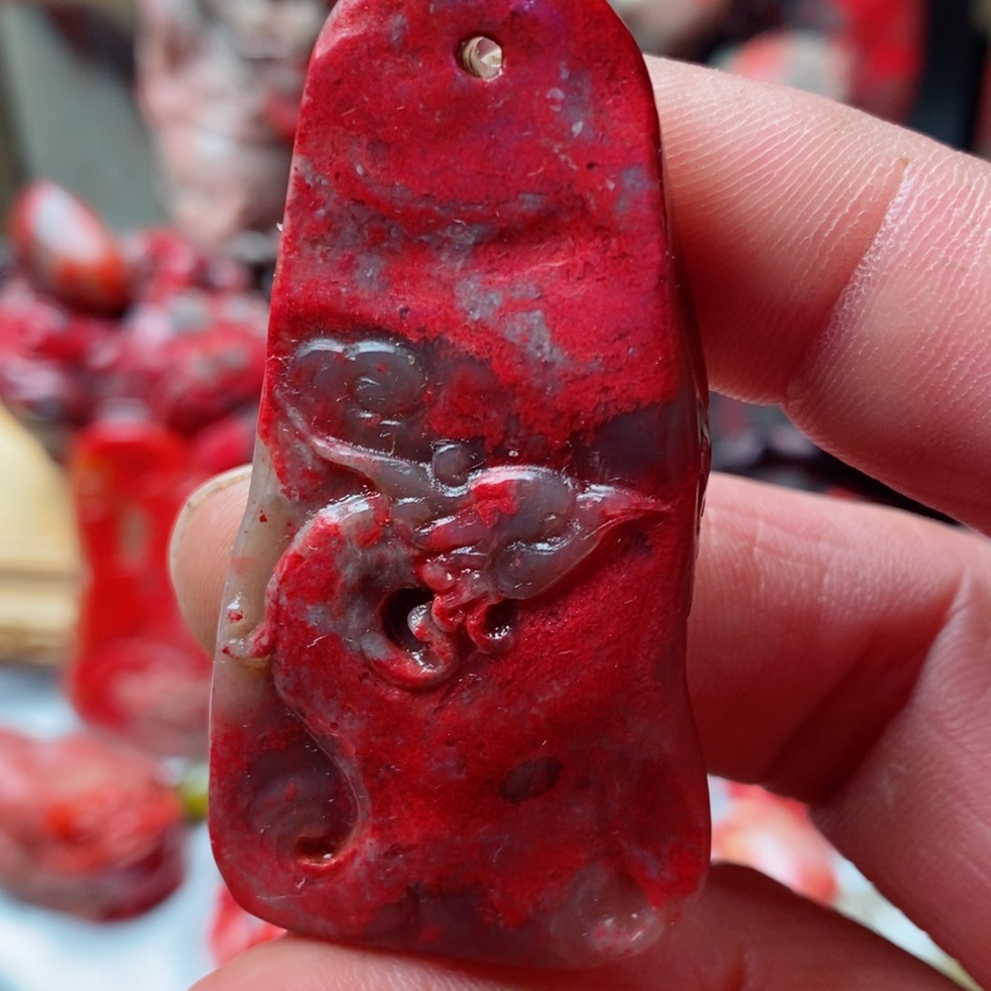 昌化鸡血石昌化鸡血石挂件