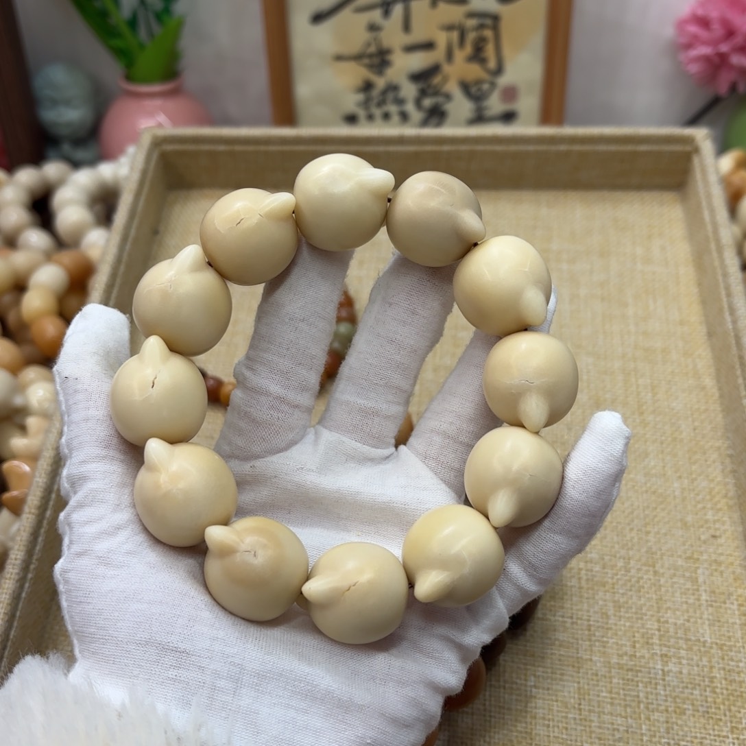 吊坠菩提根/象牙果牙果瑕疵干磨862