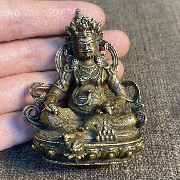 藏区老铜胎黄财神小摆件纯铜实心