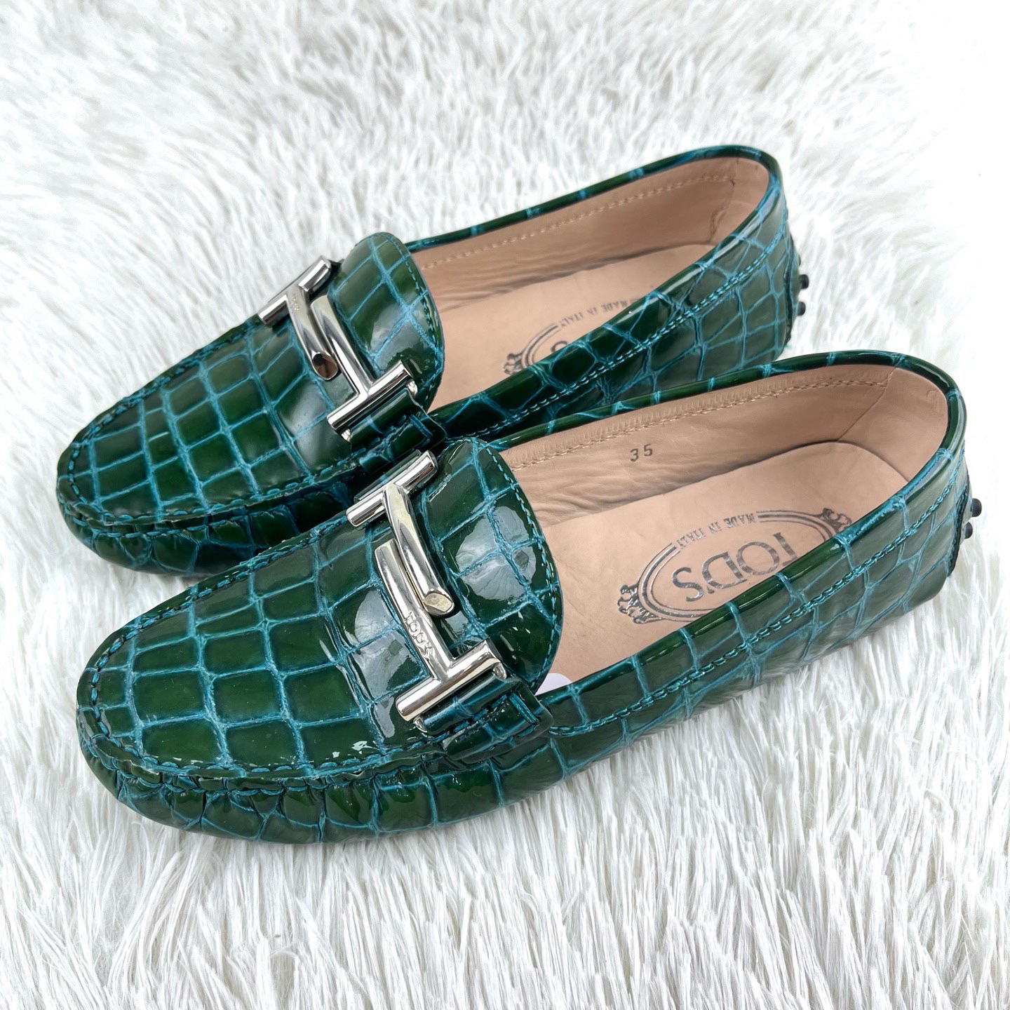99新 TOD’S/托德斯 绿色鳄鱼皮压纹豆豆鞋 35码